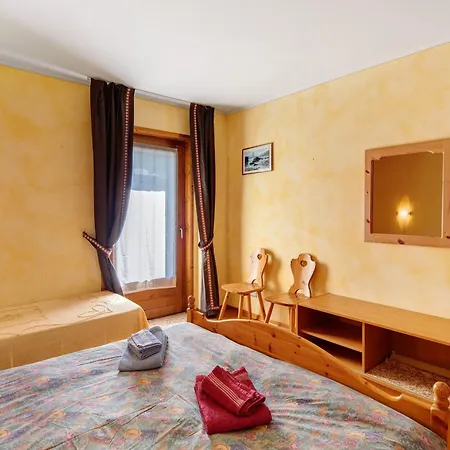 Edelweiss Apartment *